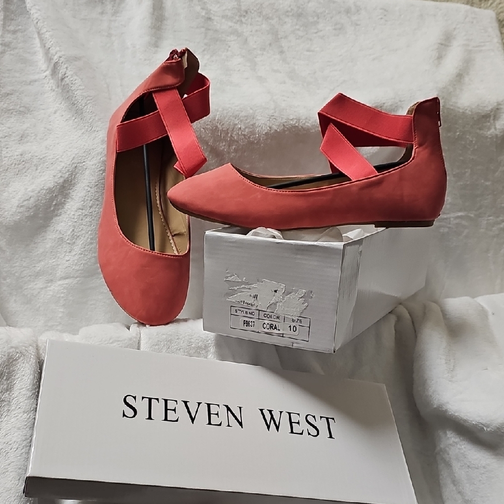 Nwt Coral Women's Shoes